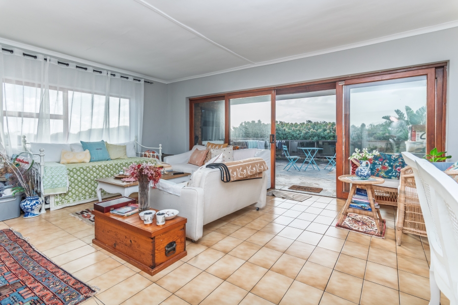 6 Bedroom Property for Sale in Kommetjie Western Cape